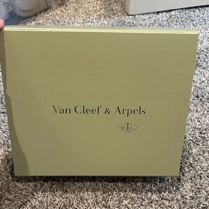Van Cleef & Arpels Sophisticated Olive Box